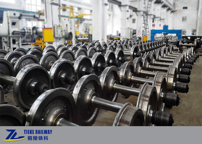 Geschmiedetes Schienen-Rad Axle Assembly 13t Axle Load KSR Zug Wheelset genehmigte 860mm